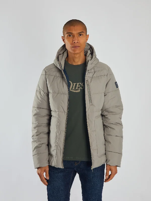 Slim - fit men coats in navy blue for a classic and sophisticated appearanceStorm Jacket Stone Biscuit Slim - fit men coats in navy blue for a classic and sophisticated appearanceStorm Jacket Stone Biscuit